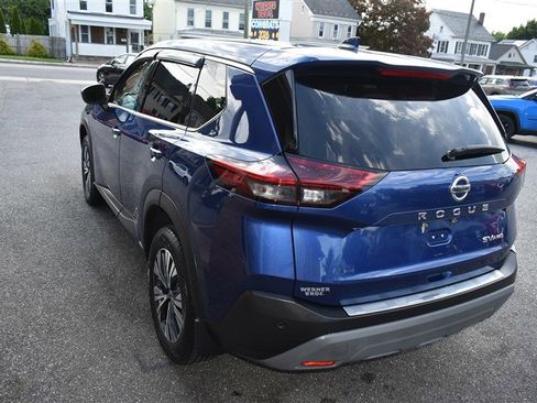 Used 2021 Nissan Rogue SV AWD/4WD image 7