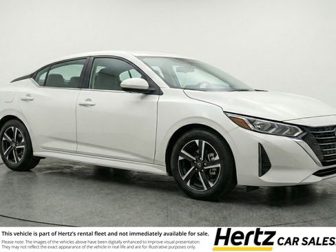 Used 2025 Nissan Sentra SV FWD image 1