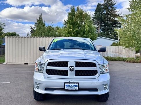 Used 2017 RAM 1500 Express w/ Express Value Package AWD/4WD image 2