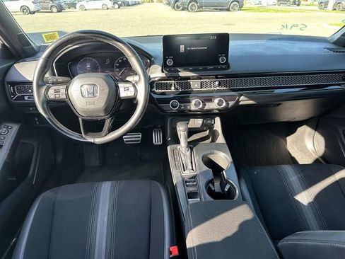 Used 2022 Honda Civic Sport image 8