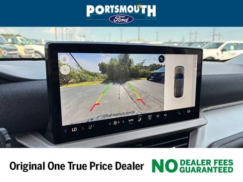 New 2025 Ford Explorer Active w/ Active Comfort Package image 15