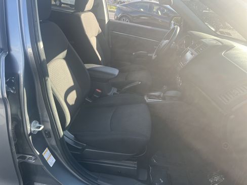 Used 2018 Mitsubishi Outlander Sport ES image 20