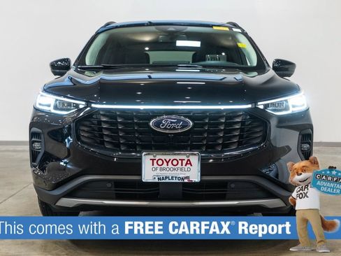 Used 2024 Ford Escape SE w/ PHEV Premium Package FWD image 2