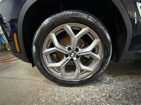 Used 2022 BMW X3 xDrive30i w/ Premium Package 2 image 10