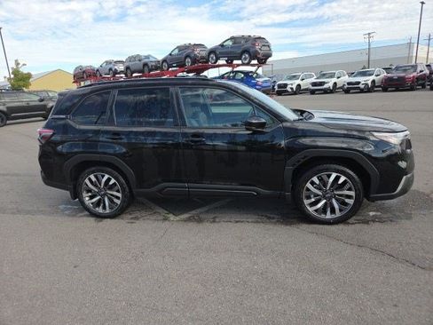 Used 2026 Subaru Forester Touring AWD/4WD image 2