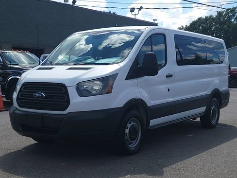 Used 2017 Ford Transit 150 XL RWD image 7