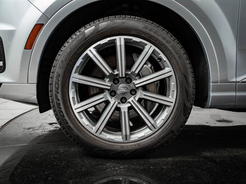 Used 2018 Audi Q7 3.0T Prestige w/ Prestige Package image 13