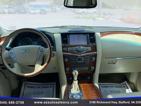 Used 2016 INFINITI QX80 4WD w/ Deluxe Technology Package image 16