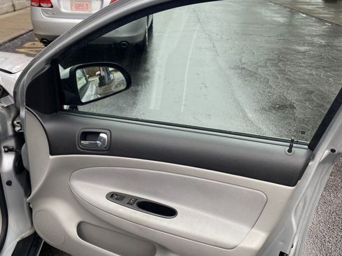 Used 2008 Chevrolet Cobalt LT image 17