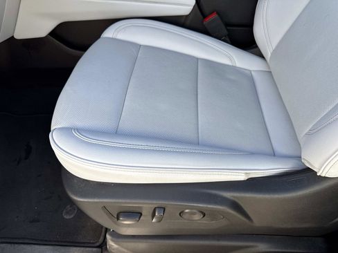 Used 2025 Chevrolet Tahoe Premier image 20