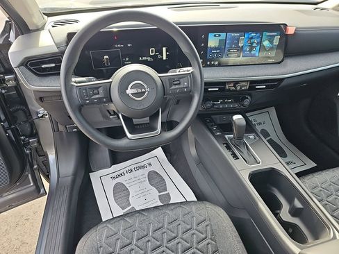 New 2026 Nissan Kicks SV w/ SV Premium Package image 18