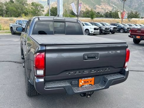 Used 2019 Toyota Tacoma SR w/ SR Convenience Package AWD/4WD image 11