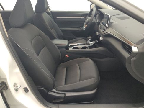Used 2023 Nissan Altima 2.5 SV image 21