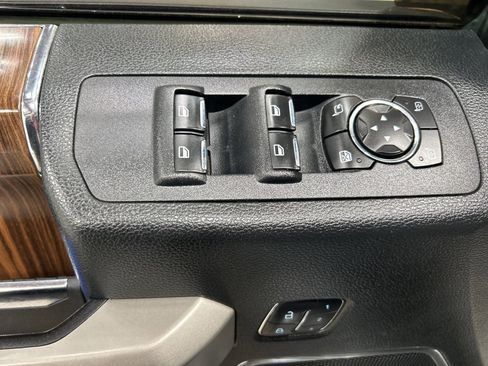 Used 2016 Ford F150 Lariat w/ Equipment Group 502A Luxury image 10