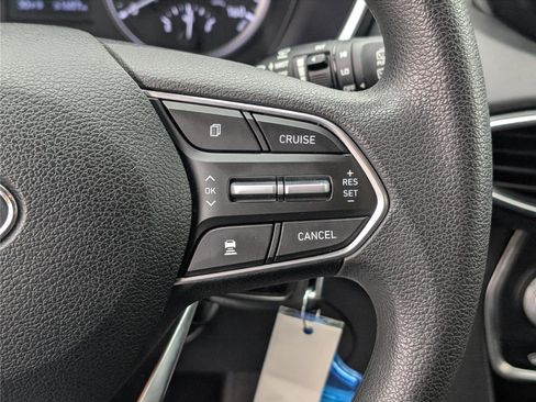Used 2020 Hyundai Santa Fe SE image 21