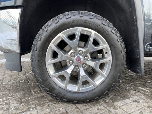 Used 2018 GMC Sierra 1500 SLT w/ SLT Premium Package image 11