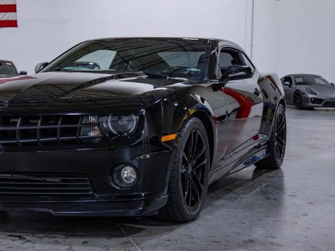 Used 2010 Chevrolet Camaro SS w/ RS Package RWD image 30