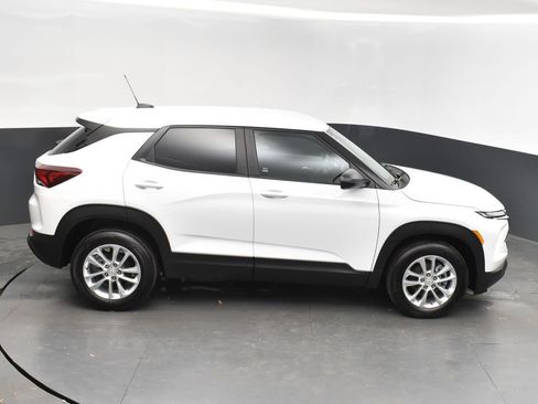 Used 2025 Chevrolet TrailBlazer LS w/ LS Convenience Package FWD image 36