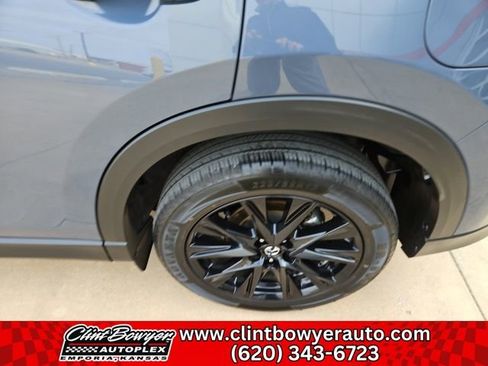 Used 2024 MAZDA CX-5 Carbon Edition image 12