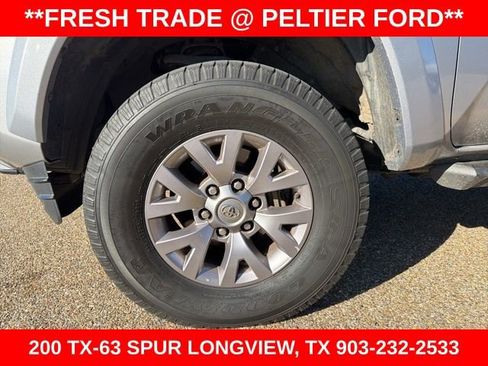 Used 2017 Toyota Tacoma SR5 w/ Tow Package image 9