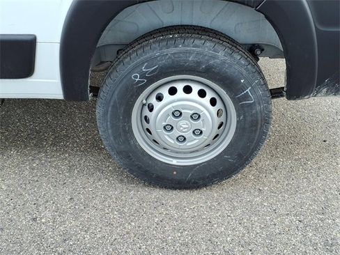 Used 2024 RAM ProMaster 2500 image 8
