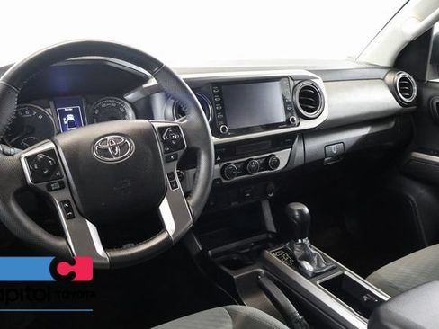 Certified 2022 Toyota Tacoma SR5 AWD/4WD image 14