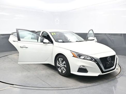 Used 2021 Nissan Altima 2.5 S FWD image 38