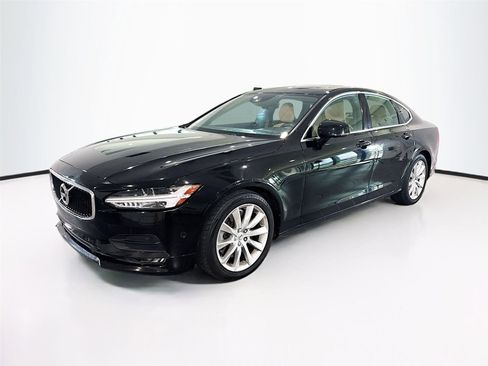 Used 2017 Volvo S90 T6 Momentum w/ Vision Package AWD/4WD image 1