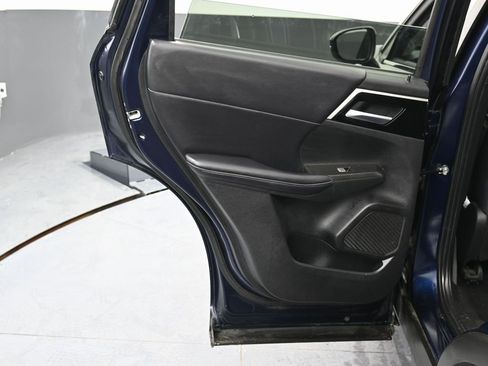 Used 2023 Mitsubishi Outlander SE image 40