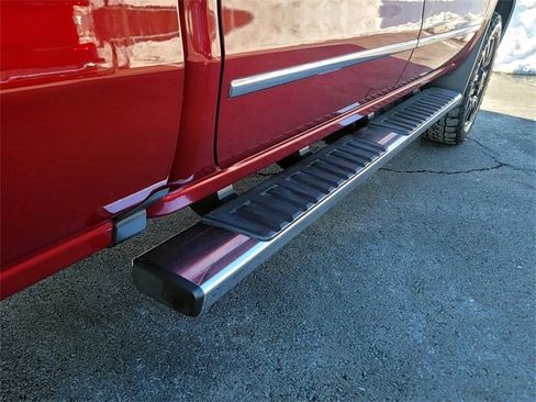 Used 2018 GMC Sierra 2500 SLT w/ Duramax Plus Package image 12