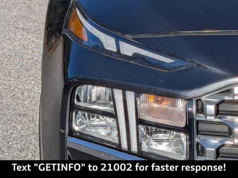 Used 2023 Hyundai Santa Fe SEL w/ Premium Package image 11