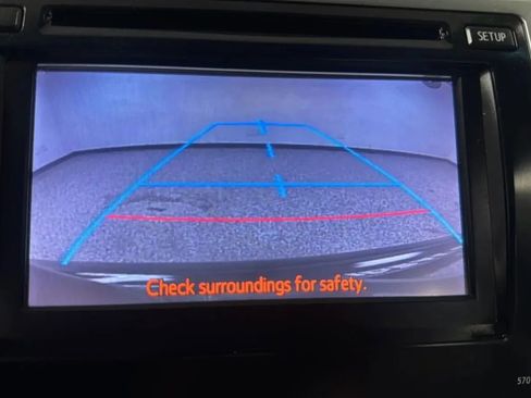 Used 2012 Toyota Camry XLE w/ Convenience Pkg FWD image 14
