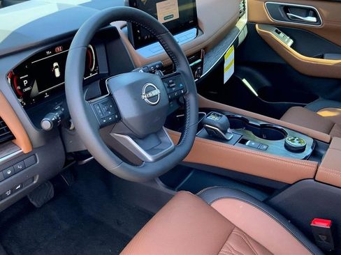New 2026 Nissan Rogue Platinum AWD/4WD image 8