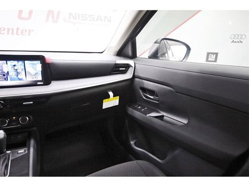 New 2026 Nissan Kicks S image 8