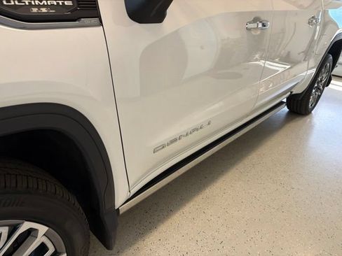 Used 2024 GMC Sierra 1500 Denali Ultimate AWD/4WD image 7