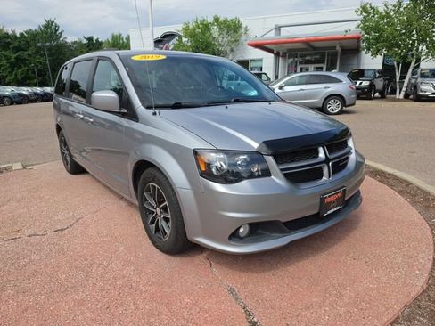 Used 2019 Dodge Grand Caravan GT FWD image 7