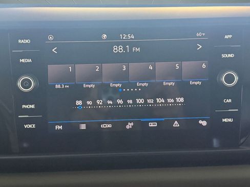 Certified 2023 Volkswagen Taos SE image 25