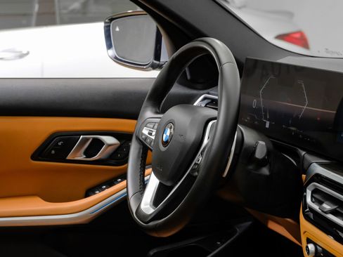 Used 2024 BMW 330i Sedan w/ Convenience Package RWD image 18