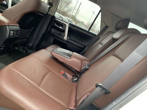 Used 2016 Toyota 4Runner Limited image 10