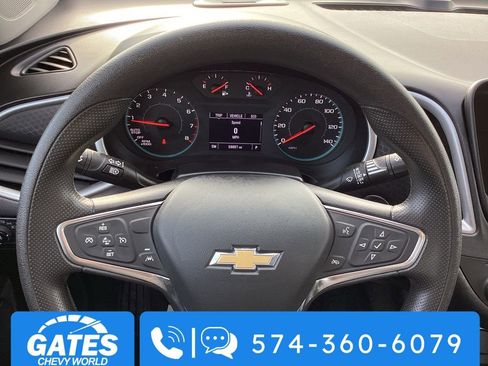 Used 2024 Chevrolet Malibu LT image 25