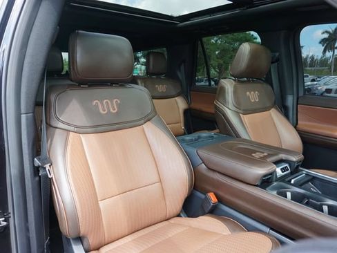 Used 2025 Ford Expedition Max King Ranch AWD/4WD image 2