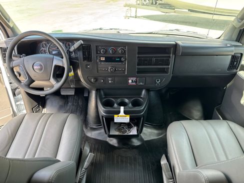 New 2026 GMC Savana 2500 Extended w/ Driver Convenience Package RWD image 31
