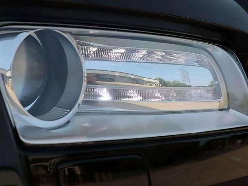 Certified 2014 Rolls-Royce Ghost RWD image 16