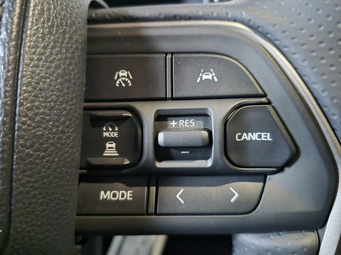 New 2025 Toyota 4Runner 4WD image 26