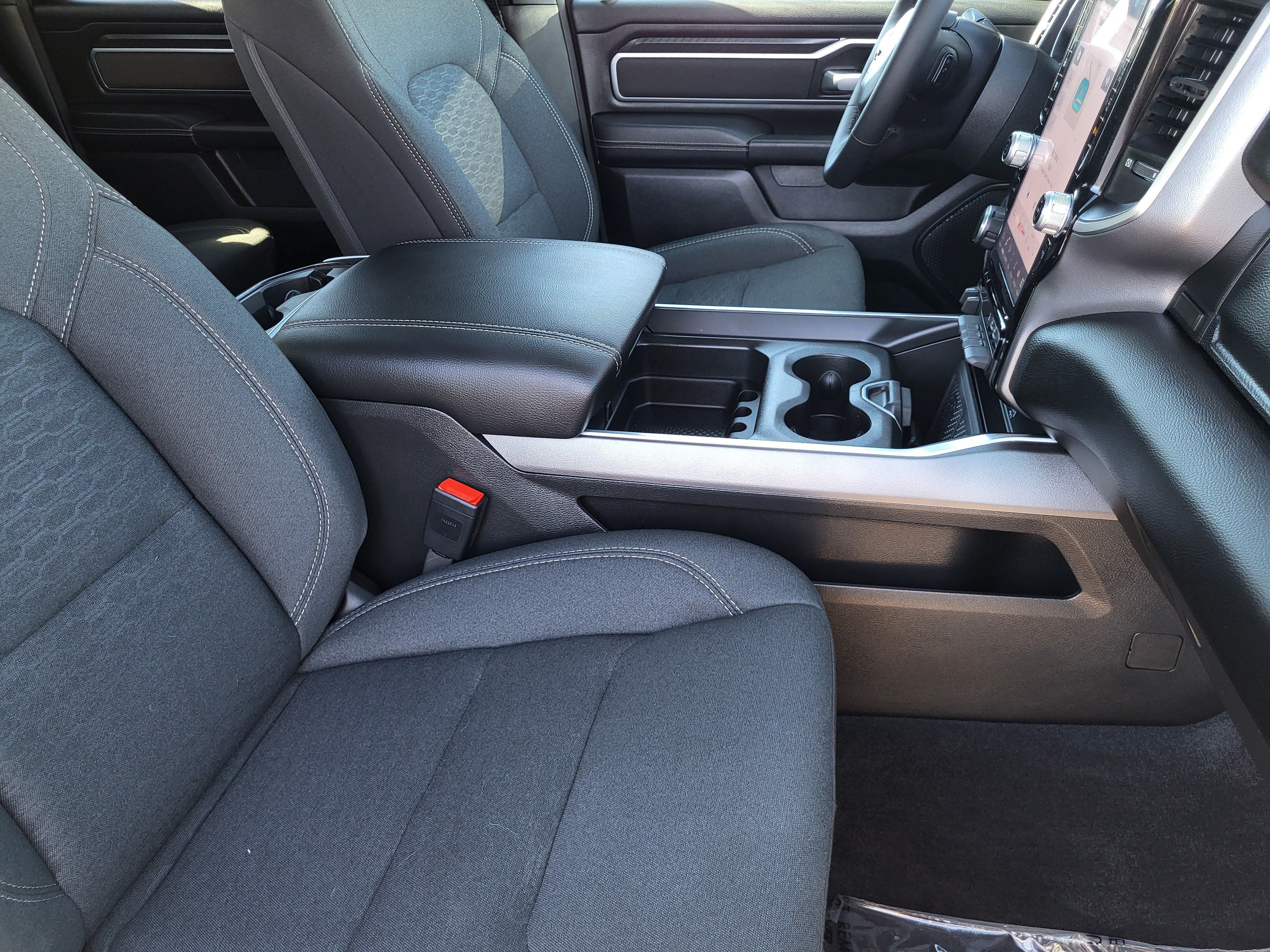 Used 2025 RAM 1500 Big Horn AWD/4WD image 15
