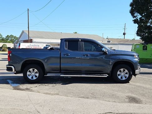 Used 2021 Chevrolet Silverado 1500 LT w/ Convenience Package II AWD/4WD image 8
