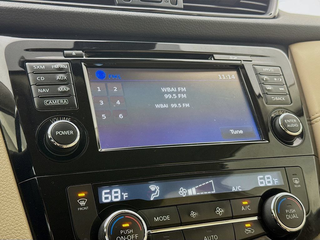 Used 2017 Nissan Rogue SL AWD/4WD image 18