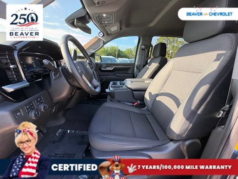 Used 2023 Chevrolet Silverado 1500 LT AWD/4WD image 13