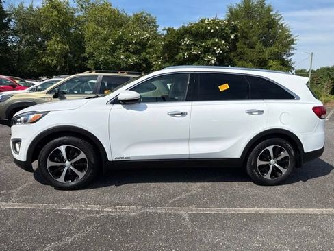 Used 2016 Kia Sorento EX w/ EX Touring Package AWD/4WD image 4
