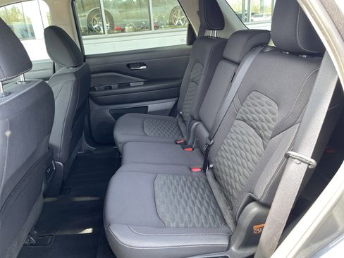 Used 2022 Nissan Pathfinder S w/ Cargo Package image 33